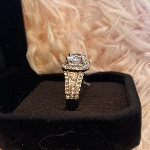 Round Diamond Square Halo sterling silver engagement ring size 6 7 8 New in box - Picture 5 of 10